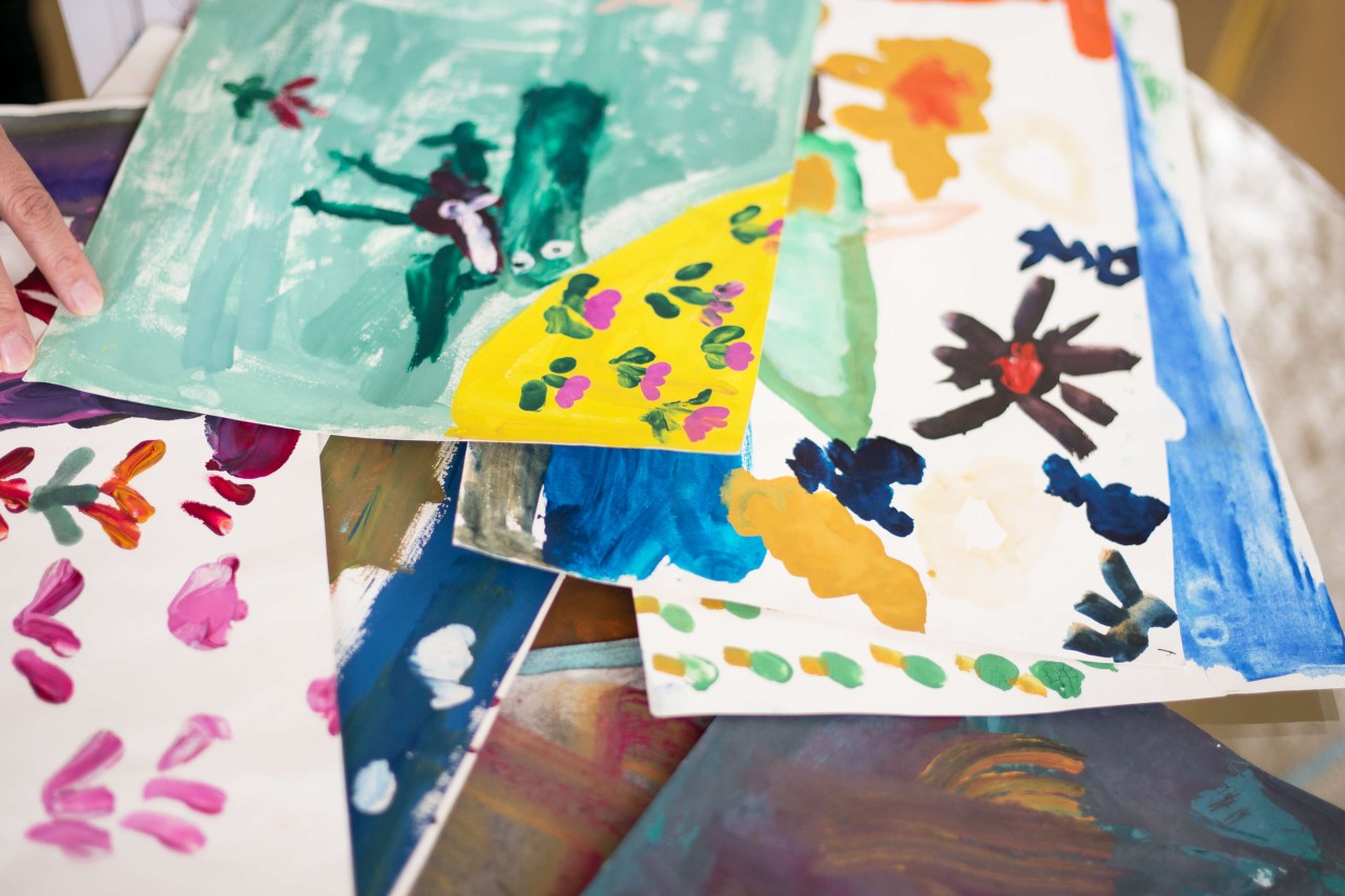 Children’s paintings from the WACKER HELP charitable project