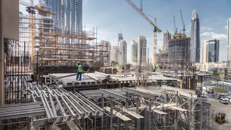 Baustelle eines Hochhauses in Dubai
