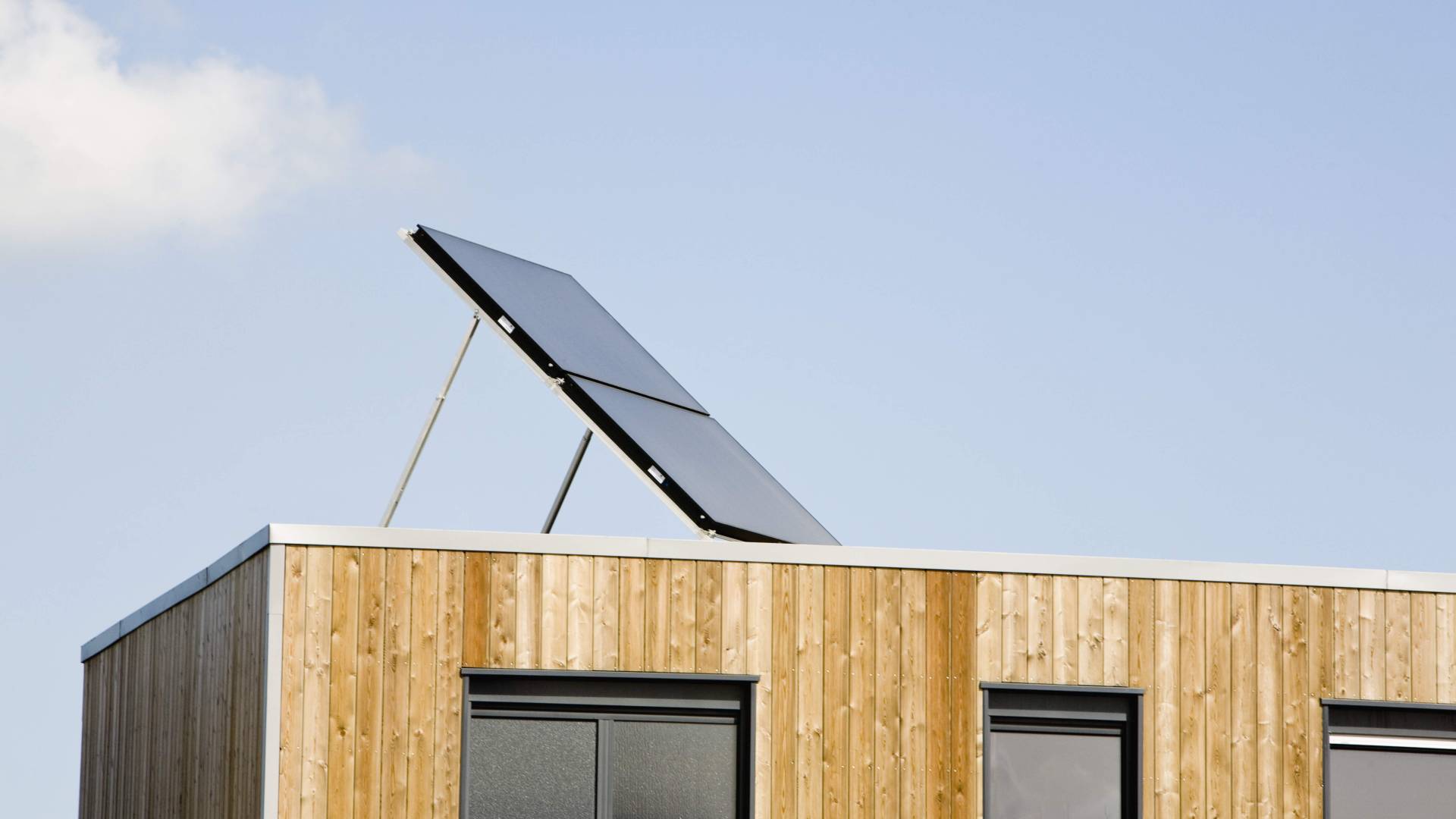 平屋顶上的太阳能装置