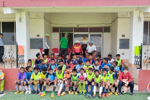 Group photo of a boys' soccer team