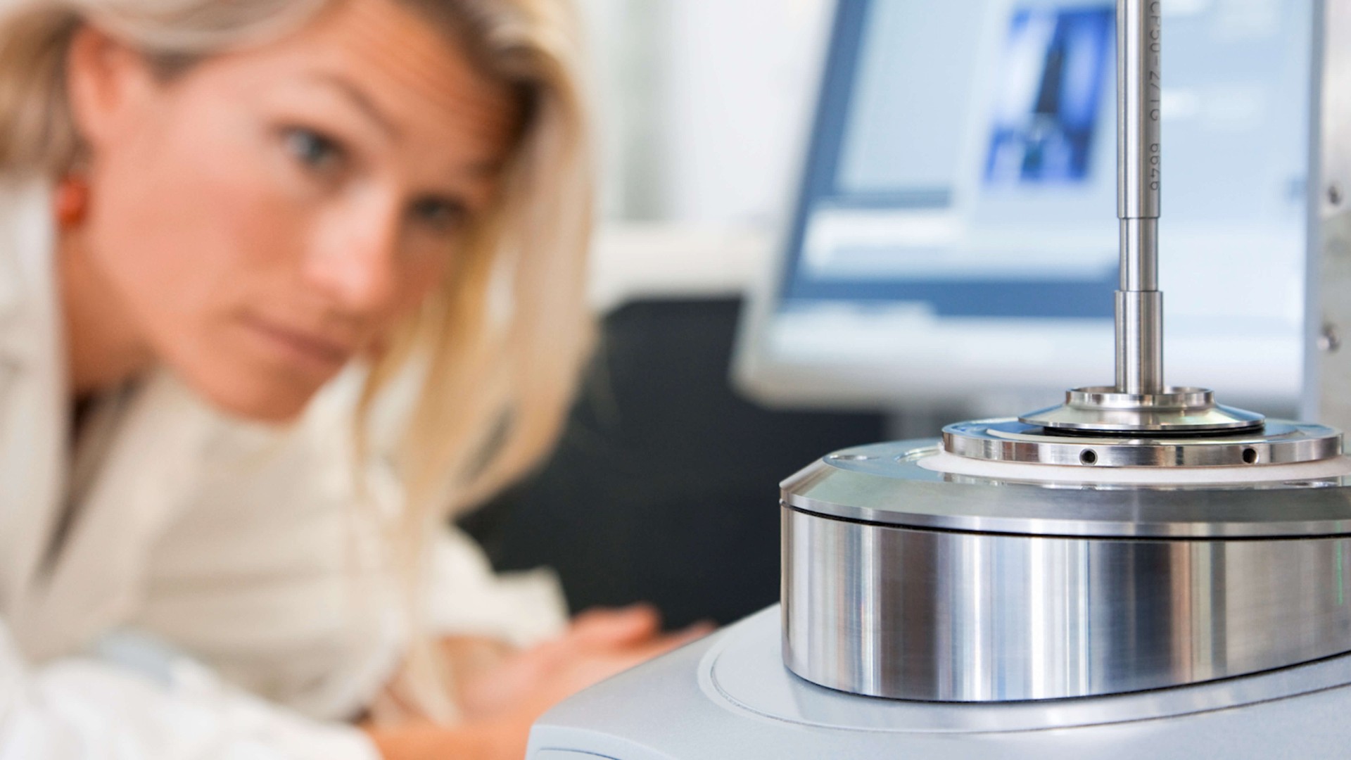 Forscherin im Labor