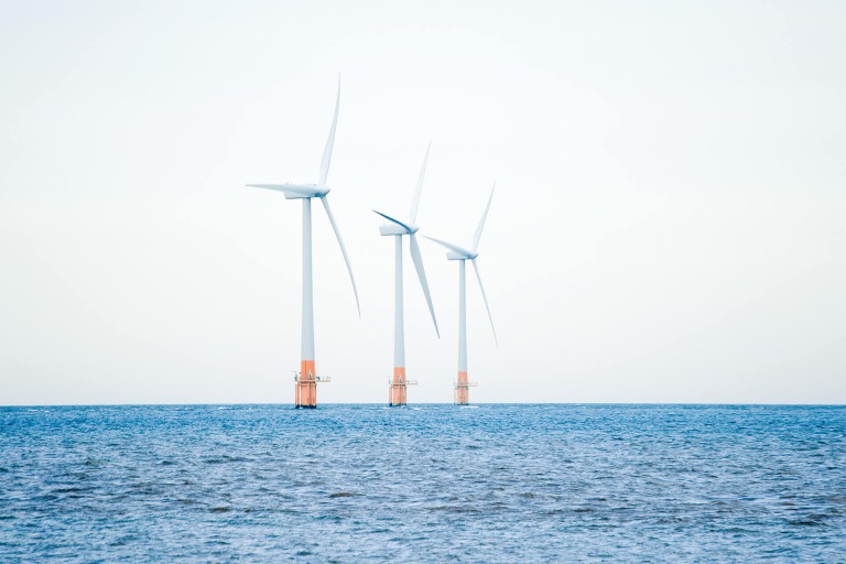 Windkraftanlage im Meer