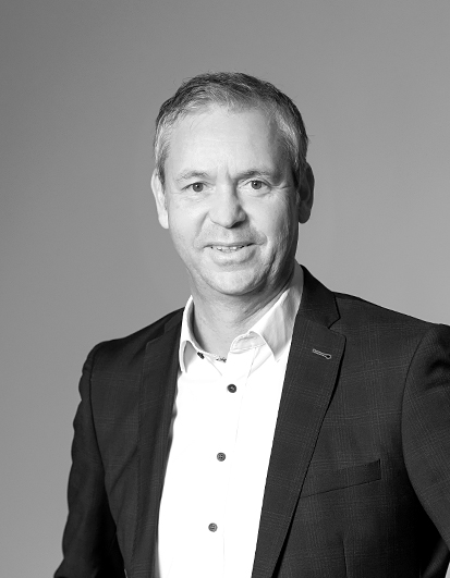 WACKER ACADEMY Trainer Dr. Gerhard Beer