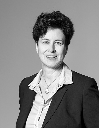 WACKER ACADEMY Trainer Dr. Marion Killat