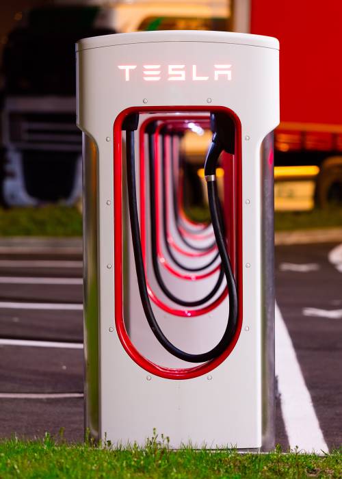 Rapid-charging Tesla station,