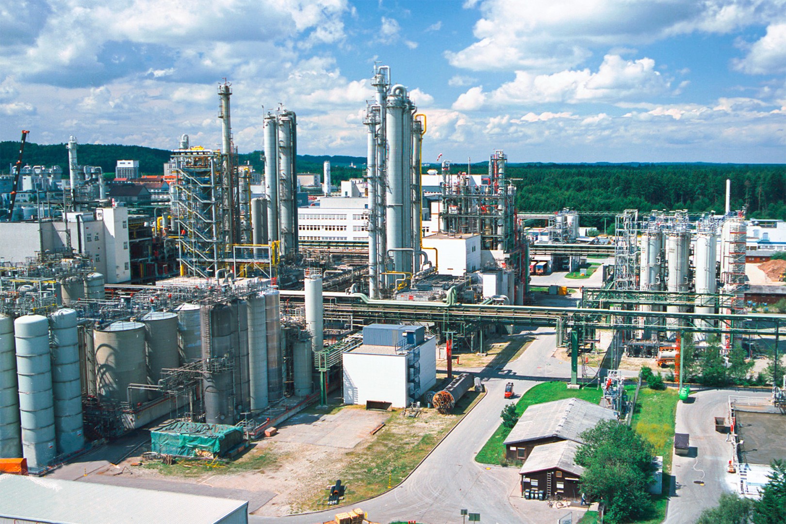 Destillationskolonne im Burghauser Siloxanverbund