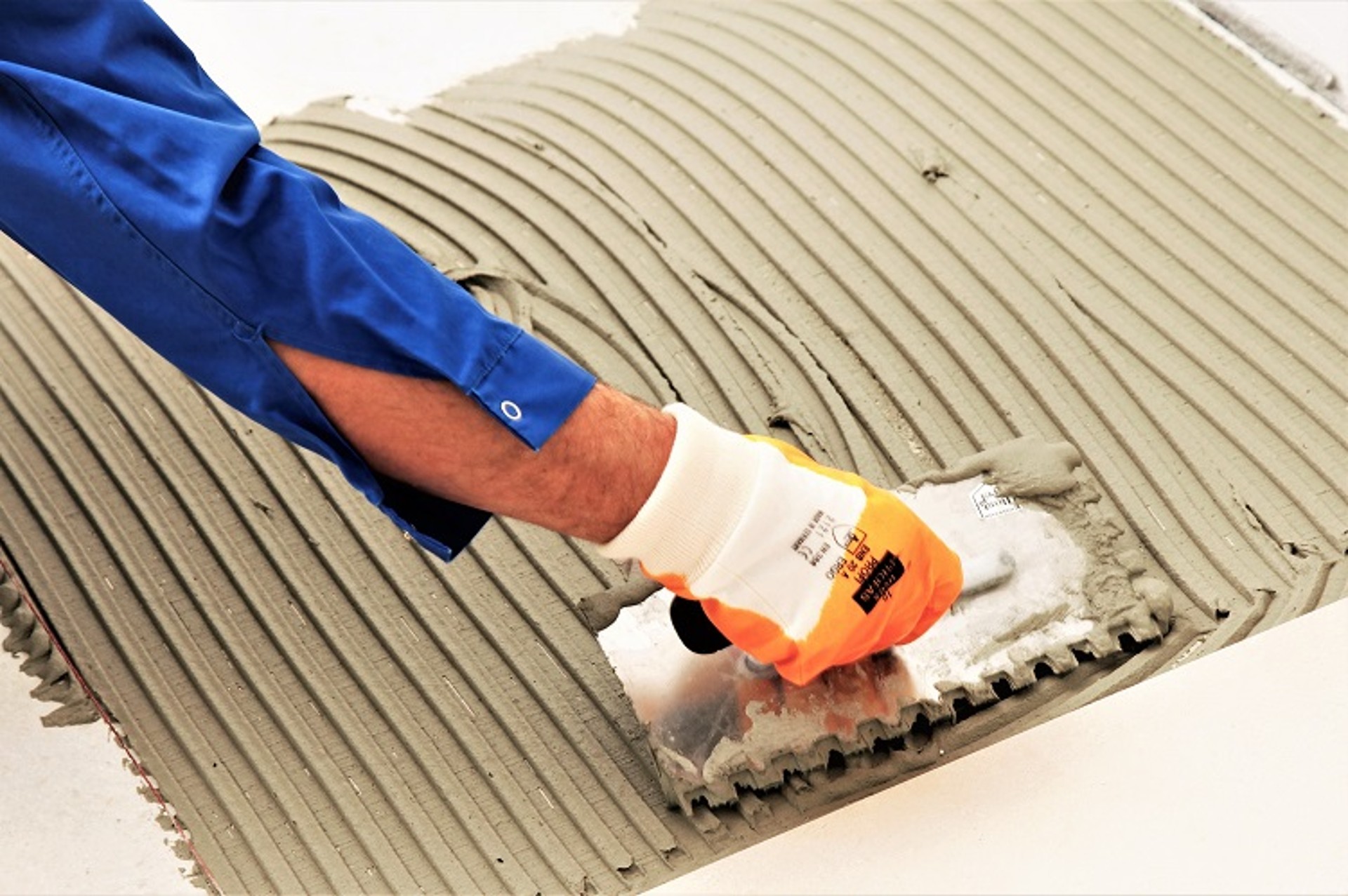 VINNAPAS tile adhesive