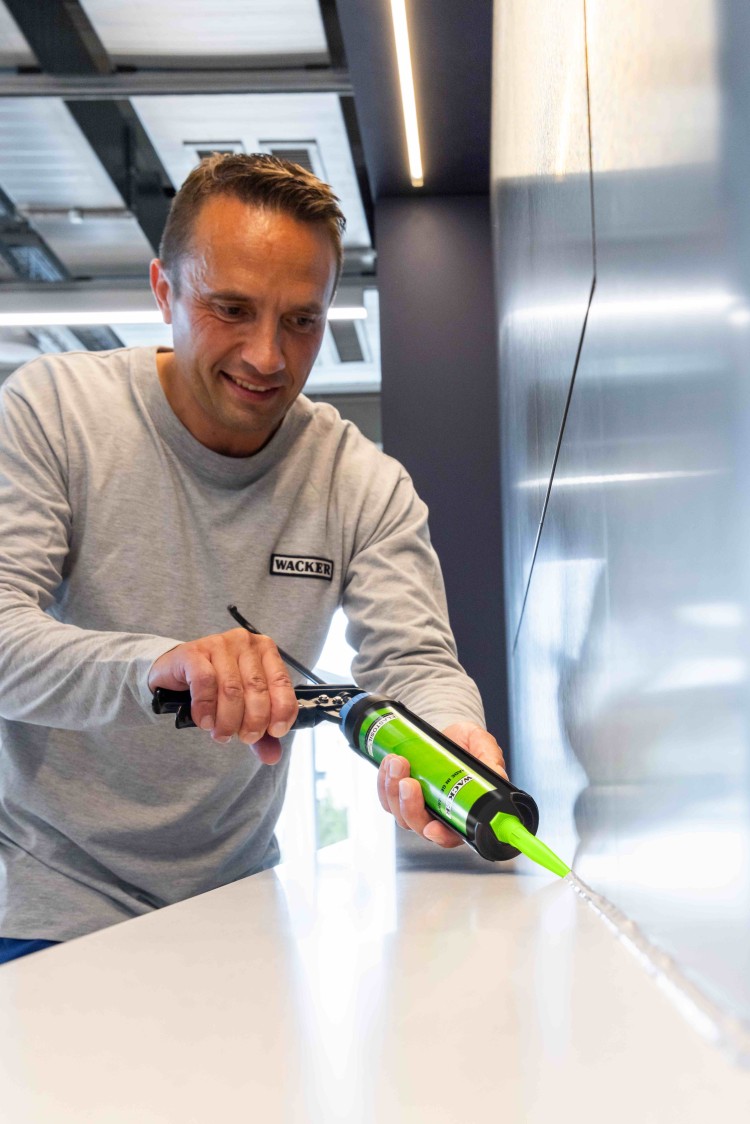 ELASTOSIL&reg; eco 7770 application