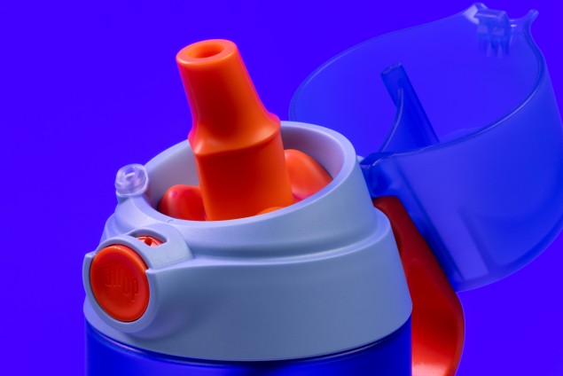 Drink water, let the aroma pod take care of the flavor: water bottles from air up® are popular among young and old alike. The aroma pod is fitted on top of the mouthpiece before use. It is designed to encourage people to drink more water