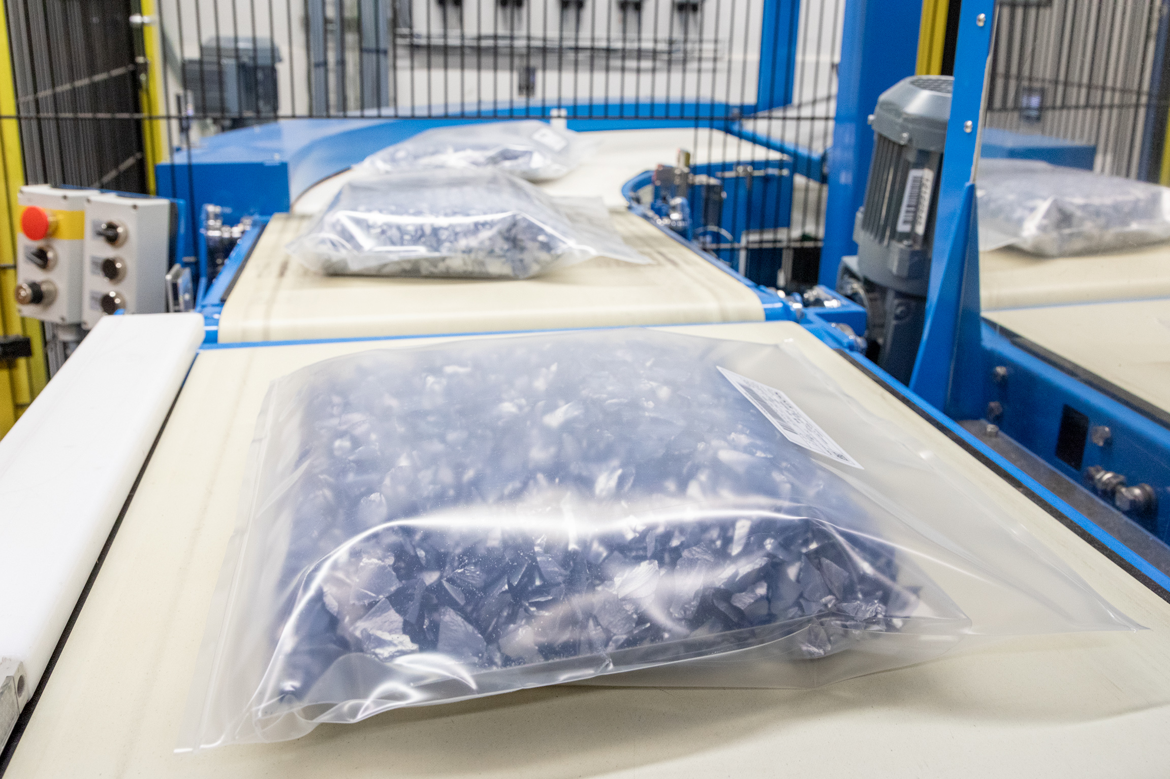 Polysilicon_packaged