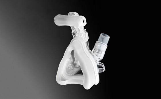 Breathingmask out of two components - silicon and polycarbonat